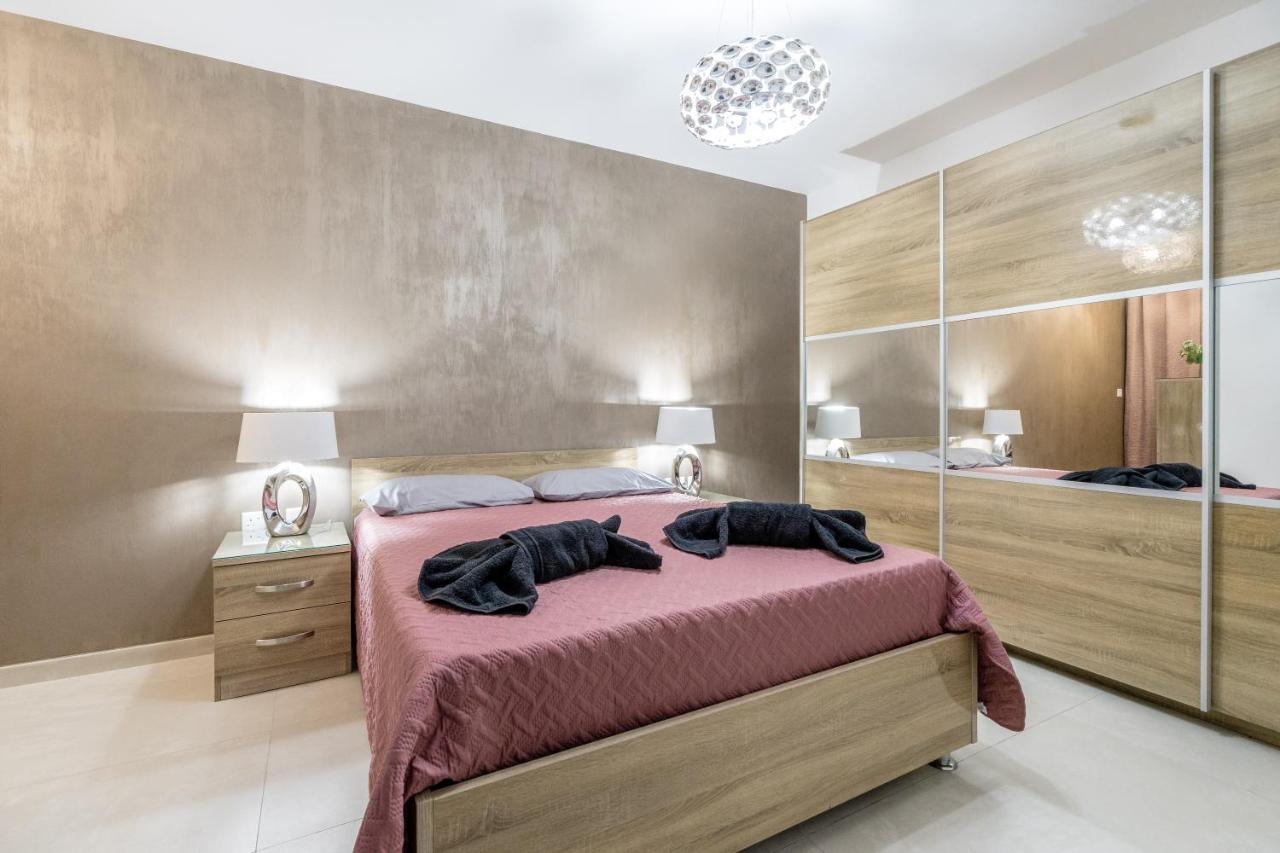 Brand New 3Br Apartment Close To All Amenities Сент-Полс-Бей Экстерьер фото